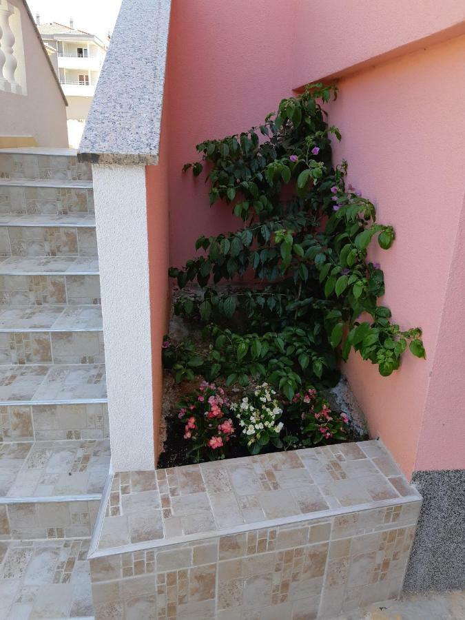 Orange Biograd Na Moru