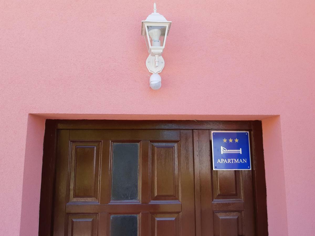 Orange Apartment